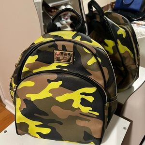 Michael Kors mini back pack